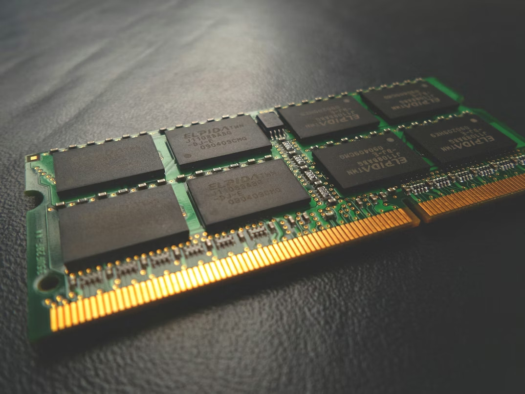 El coste oculto del boom de la IA: la crisis de la memoria RAM
